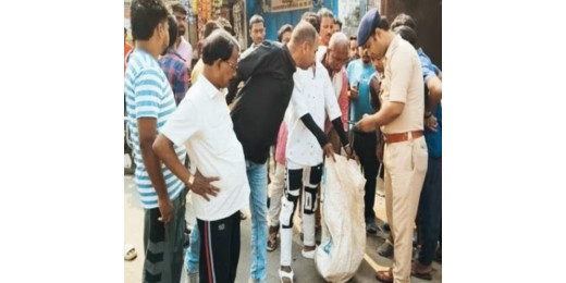 मुजफ्फरपुर : सड़क पर मिला इंसान का कटा पैर, मचा हड़कंप